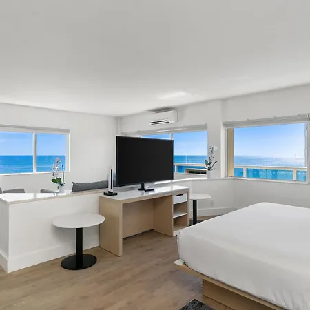 Ocean Sky Hotel & Resort Fort Lauderdale Exterior photo